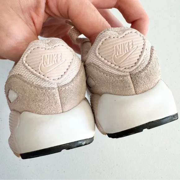 2020 NIKE Air Max 90 TD 'Barely Rose' 🌹💕 Size 4C Sneakers - Picture 6 of 8